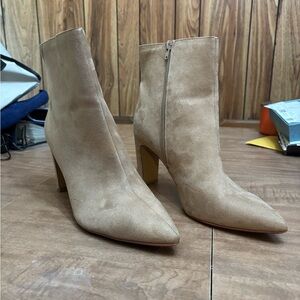Chinese Laundry Beige Heeled Boots